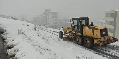 BAŞKAN OKAY, TÜM EKİBİMİZLE BERABER SAHADAYIZ