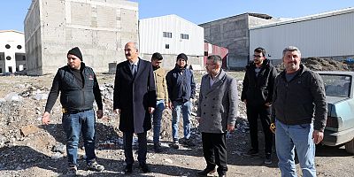 BAŞKAN OKAY, YENİ SANAYİ ALANINDA DEVAM EDEN ALT YAPI ÇALIŞMALARINI İNCELEDİ