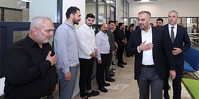 BAŞKAN TOPTAŞ, BELEDİYE PERSONELİYLE BAYRAMLAŞTI