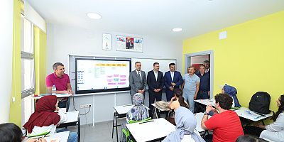 BAŞKAN TOPTAŞ, ÜNİVERSİTE HAZIRLIK KURSLARI’NDA YENİ DÖNEMİ BAŞLATTI