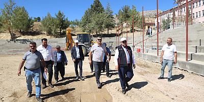 BAYDEMİRLİ GÜREŞ SAHASI ÇALIŞMALARI TÜM HIZIYLA DEVAM EDİYOR