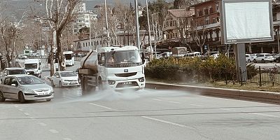 BÜYÜKŞEHİR 830 NOKTADA TEMİZLİK ÇALIŞMALARINI SÜRDÜRÜYOR
