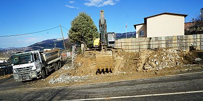 BÜYÜKŞEHİR, BÜĞLEK CADDESİ’YLE BERTİZ YOLU’NU BAĞLAYAN ARTERİ GENİŞLETİYOR