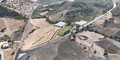 BÜYÜKŞEHİR, BULUTOĞLU – MENZELET GRUP YOLUNDA ÇALIŞIYOR