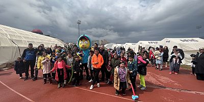 BÜYÜKŞEHİR’DEN ÇOCUKLARA MORAL ETKİNLİĞİ