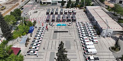 BÜYÜKŞEHİR’DEN TARİHİ ARAÇ YATIRIMI 144 HİZMET ARACI FİLOYA KAZANDIRILDI