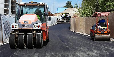 BÜYÜKŞEHİR, DOĞUKENT’TE ASFALT SERİMİNE BAŞLADI