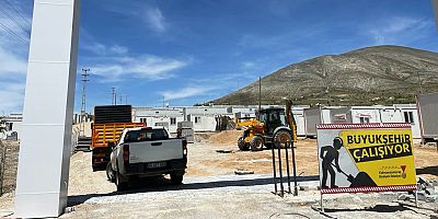 BÜYÜKŞEHİR,  EKİNÖZÜ VE NURHAK’TA ÇALIŞIYOR