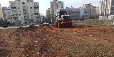 BÜYÜKŞEHİR GEÇİCİ KONAKLAMA ALANLARINDA ALT VE ÜSTYAPI ÇALIŞMALARINI SÜRDÜRÜYOR