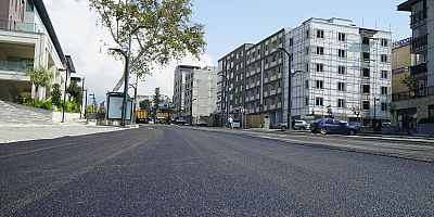 BÜYÜKŞEHİR, HÜKÜMET BULVARI’NIN ASFALTINI YENİLİYOR