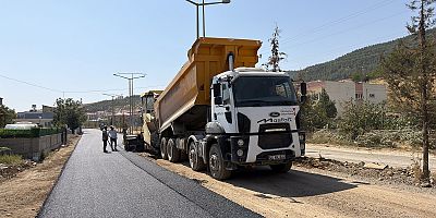 BÜYÜKŞEHİR’İN ASFALT MESAİSİ YENİ HAFTADA 5 İLÇE 17 FARKLI NOKTADA DEVAM EDECEK