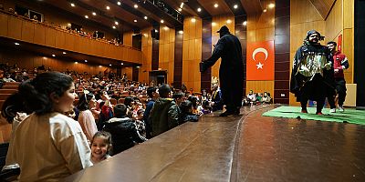 BÜYÜKŞEHİR’İN DÜZENLEDİĞİ ETKİNLİKLERİ MİNİKLER ÇOK SEVDİ