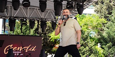 BÜYÜKŞEHİR’İN GENÇLİK GÜNLERİ, RADYONUN SEVİLEN İSİMLERİNİ AĞIRLADI