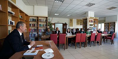 BÜYÜKŞEHİR’İN ‘KÜTÜPHANE SÖYLEŞİLERİ’ YAZAR BÜYÜKÇAPAR PROGRAMIYLA BAŞLADI