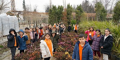 BÜYÜKŞEHİR’İN SERASI, MİNİK MİSAFİRLERİYLE ÇİÇEK AÇTI
