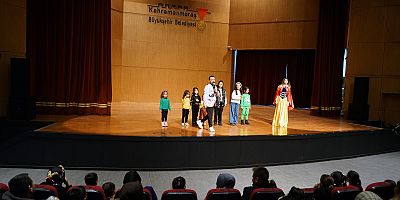 BÜYÜKŞEHİR’İN TATİL ŞENLİĞİ MİNİKLERE UNUTULMAZ ANLAR YAŞATTI