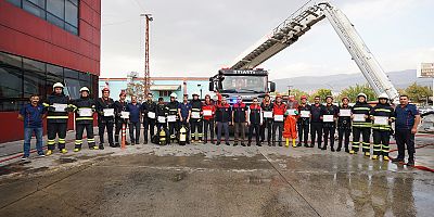 BÜYÜKŞEHİR’İN YENİ İTFAİYE ERLERİ GÖREVE BAŞLADI