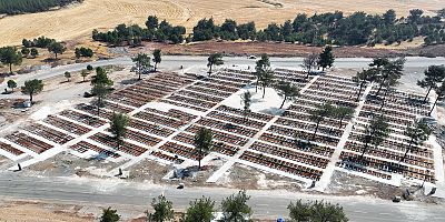 BÜYÜKŞEHİR MEZARLIKLARDA BAKIM VE DÜZENLEME ÇALIŞMALARINI SÜRDÜRÜYOR