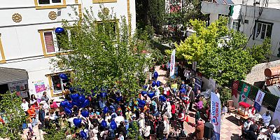 BÜYÜKŞEHİR, OTİZME SEVGİYLE DOKUNUYOR
