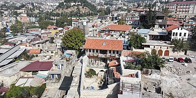 BÜYÜKŞEHİR, TARİHİ MEKÂNLARDA ASRIN FELAKETİNİN İZLERİNİ SİLİYOR