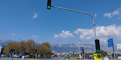 BÜYÜKŞEHİR TRAFİK GÜVENLİĞİNİ ARTIRMAK İÇİN SAHADA
