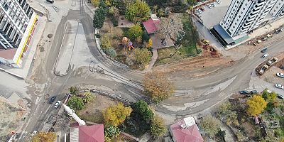 BÜYÜKŞEHİR ÜNGÜT KAVŞAĞI’NDA ÇALIŞMALARINI SÜRDÜRÜYOR