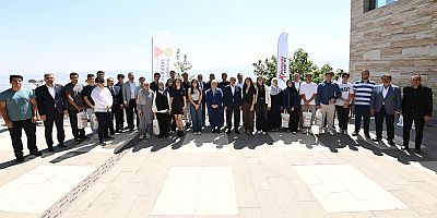 BÜYÜKŞEHİR, YKS’DE DERECEYE GİREN ÖĞRENCİLERİ ÖZEL BİR PROGRAMLA ONURLANDIRDI