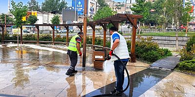 BÜYÜKŞEHİRDEN TEMİZLİK UYGULAMASI