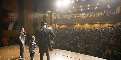 ÇOCUKLAR HAFTA SONU BÜYÜKŞEHİR’İN GÖSTERİSİNDE ÇOK EĞLENDİ