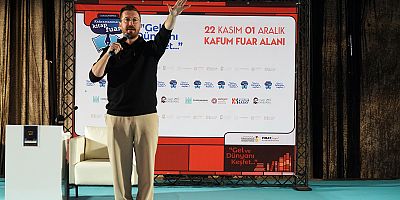 ÇOCUKLAR KİTAP FUARINDA SERTAÇ ABİ İLE BULUŞTU 