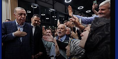 CUMHURBAŞKANI ERDOĞAN, KOCAELİ’DE, DEPREMZEDELERLE, İFTAR PROGRAMINDA BİR ARAYA GELDİ