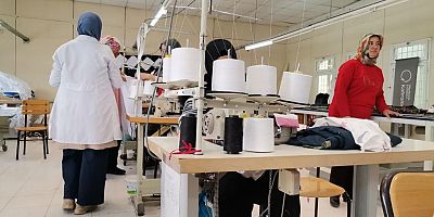 -DEPREMZEDE KADINLAR ÜRETEREK İYİLEŞİYOR