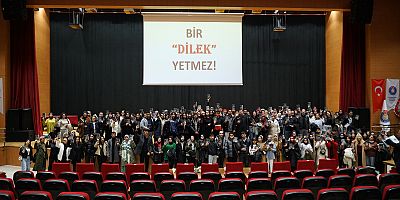 Dünyanın en iyi 50 öğretmeninden biri seçilen Dilek Livaneli