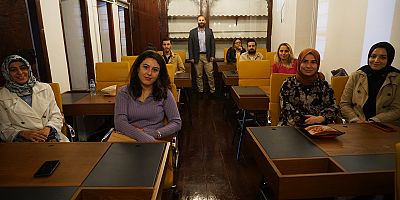 DİRİLİŞ SANAT MERKEZİ’NDE İLK DERS DEDEOĞLU KONAĞI’NDA BAŞLADI