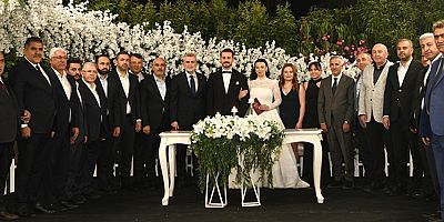 DOĞAN VE PAK AİLELERİNİN MUTLU GÜNÜ: NEFİSE VE YAHYA DÜNYAEVİNE GİRDİ