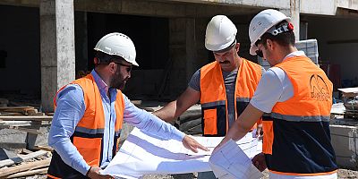DOĞUKENT YÜZME HAVUZU İNŞAAT ÇALIŞMALARI HIZ KAZANDI