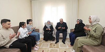 DULKADİROĞLU BELEDİYE BAŞKANI MEHMET AKPINAR, ŞEHİT ZABITA MEMURU MEHMET DAĞ’IN AİLESİNİ ZİYARET ETTİ