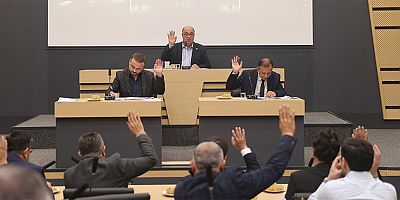 DULKADİROĞLU BELEDİYE MECLİSİNDE 2027 YILI BÜTÇESİ MASAYA YATIRILDI