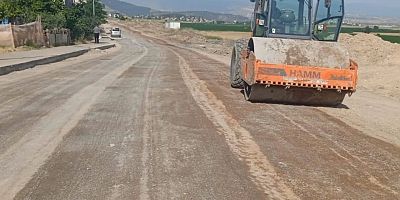 DULKADİROĞLU BELEDİYESİ ÇALIŞIYOR, YOLLAR KONFORLU HALE GELİYOR