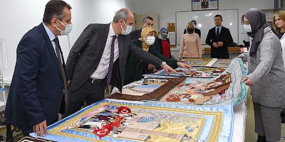 DULKADİROĞLU BELEDİYESİ’NDEN KURTULUŞ GÜNÜNDE  “KIRKYAMADA KIRK MARAŞ” SERGİSİ