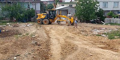 DULKADİROĞLU BELEDİYESİ'NDEN SÜMER MAHALLESİ'NE YENİ YOL AÇMA ÇALIŞMASI