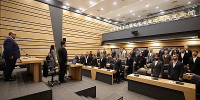DULKADİROĞLU BELEDİYESİ NİSAN AYI MECLİS TOPLANTISI GERÇEKLEŞTİRİLDİ