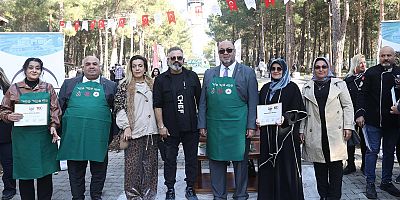 DULKADİROĞLU BELEDİYESİ OLARAK DEPREMZEDE ÇOCUKLARIMIZA UMUT OLMAYA DEVAM EDİYORUZ!