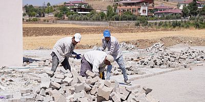 DULKADİROĞLU BELEDİYESİ SOSYAL ETKİNLİK ALANLARI İÇİN KOLLARI SIVADI