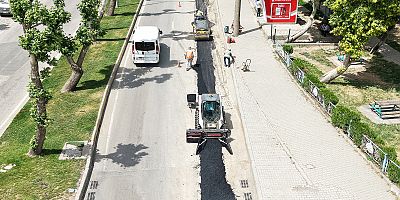 DULKADİROĞLU’NDA ALTYAPISI TAMAMLANAN YOLLAR ASFALTLANIYOR