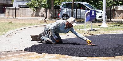 DULKADİROĞLU'NDA PARKLAR YENİLENİYOR 