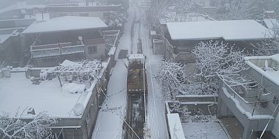 DULKADİROĞLU’NDA YOĞUN KAR MESAİSİ: EKİPLER 105 MAHALLEDE SAHADA