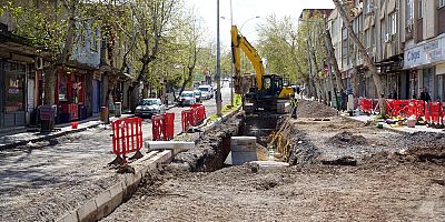 DUMLUPINAR MAHALLESİ’NE 8 KİLOMETRELİK YENİ ALTYAPI HATTI KAZANDIRILIYOR