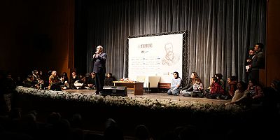 DURSUN ALİ ERZİNCANLI, “NAAT-I ŞERİFLER GECESİ”NDE PEYGAMBER SEVGİSİNİ DİLE GETİRDİ