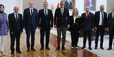 ECZACILAR DEPREM BÖLGELERİNDEKİ SORUNLARI SAĞLIK BAKANI KEMAL MEMİŞOĞLU’NA İLETTİ